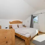 Gaestehaus Drachennest *