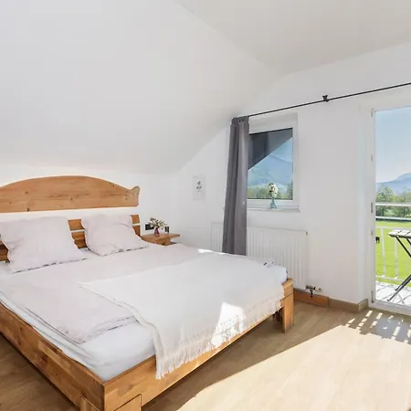 Rum i privatbostad Gaestehaus Drachennest Sankt Lorenz (Vocklabruck)