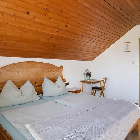 Homestay Gaestehaus Drachennest *